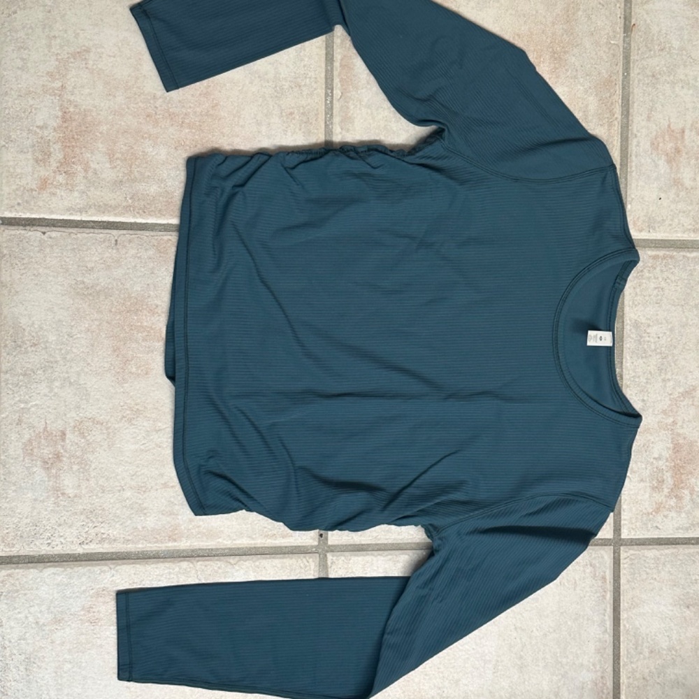 New Lululemon long sleeve top